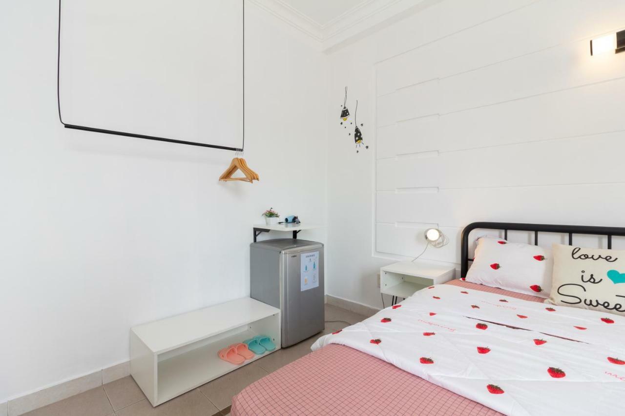 The Art - Vitamin Smiles Hostel โฮจิมินห์ซิตี้ ภายนอก รูปภาพ