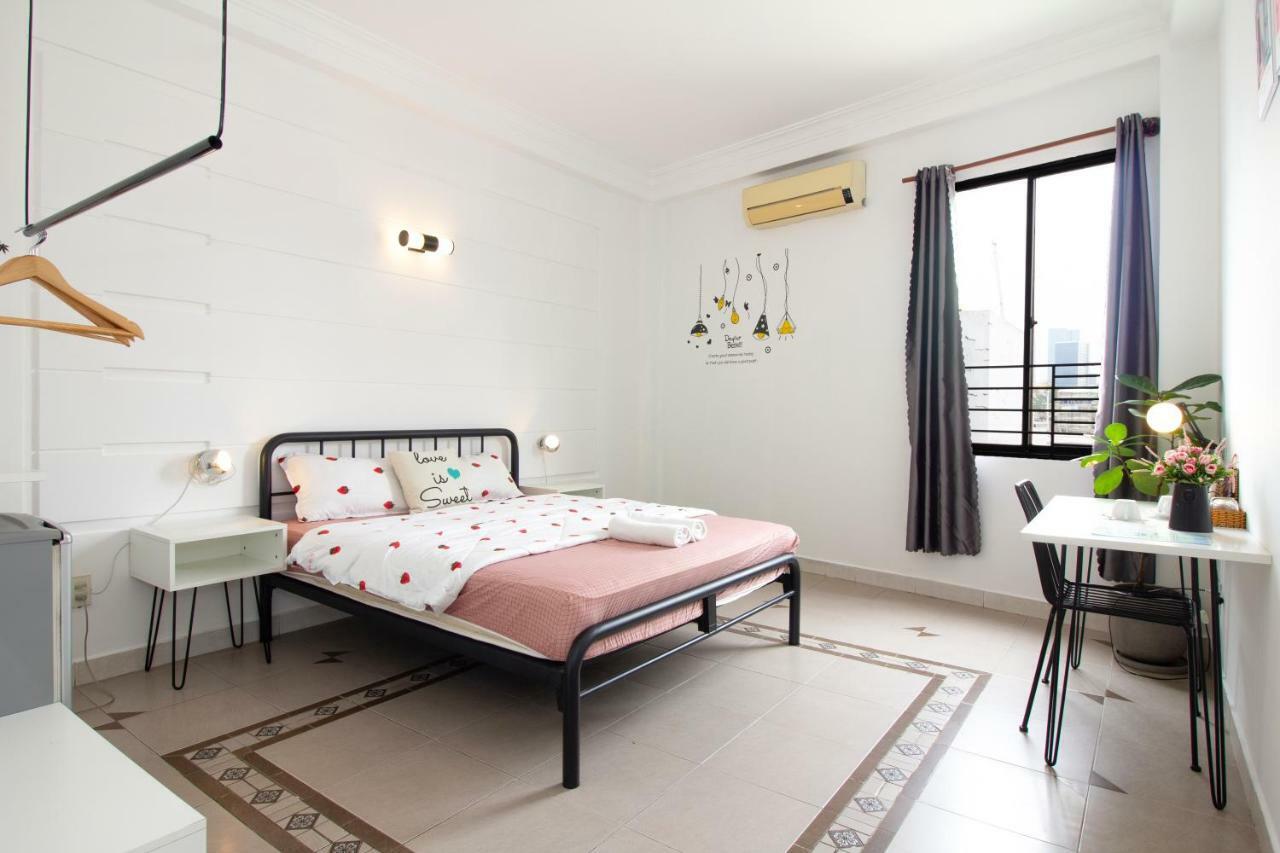 The Art - Vitamin Smiles Hostel โฮจิมินห์ซิตี้ ภายนอก รูปภาพ