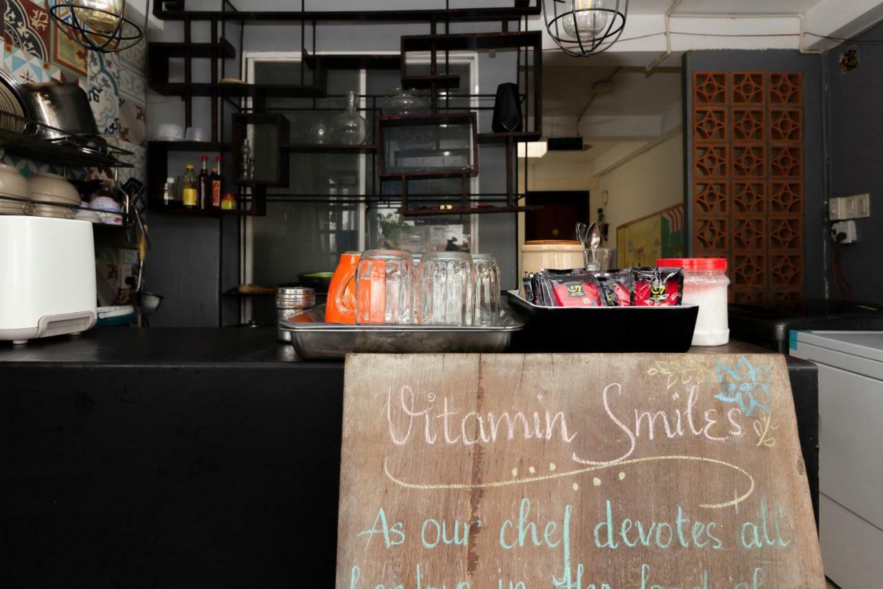 The Art - Vitamin Smiles Hostel โฮจิมินห์ซิตี้ ภายนอก รูปภาพ