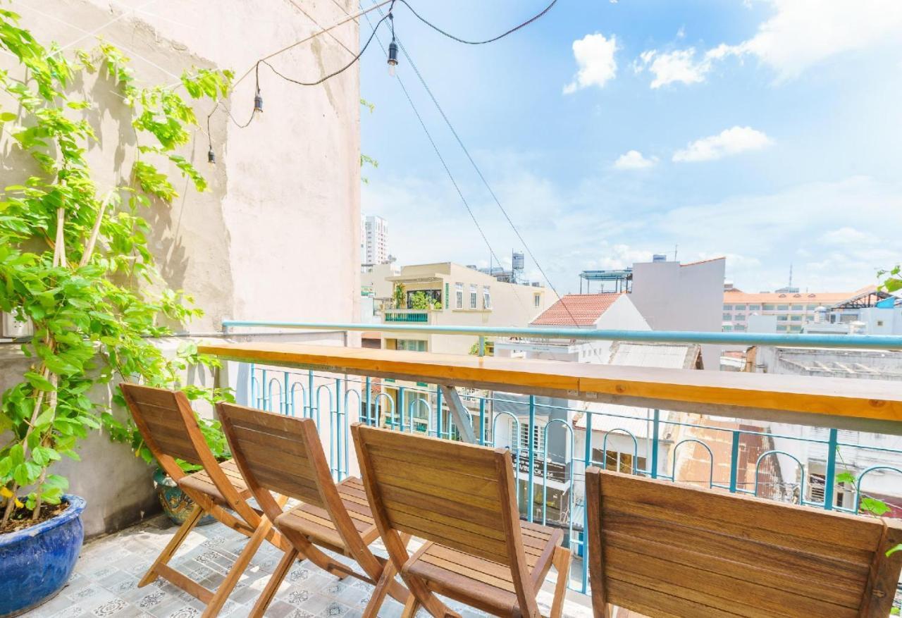 The Art - Vitamin Smiles Hostel โฮจิมินห์ซิตี้ ภายนอก รูปภาพ