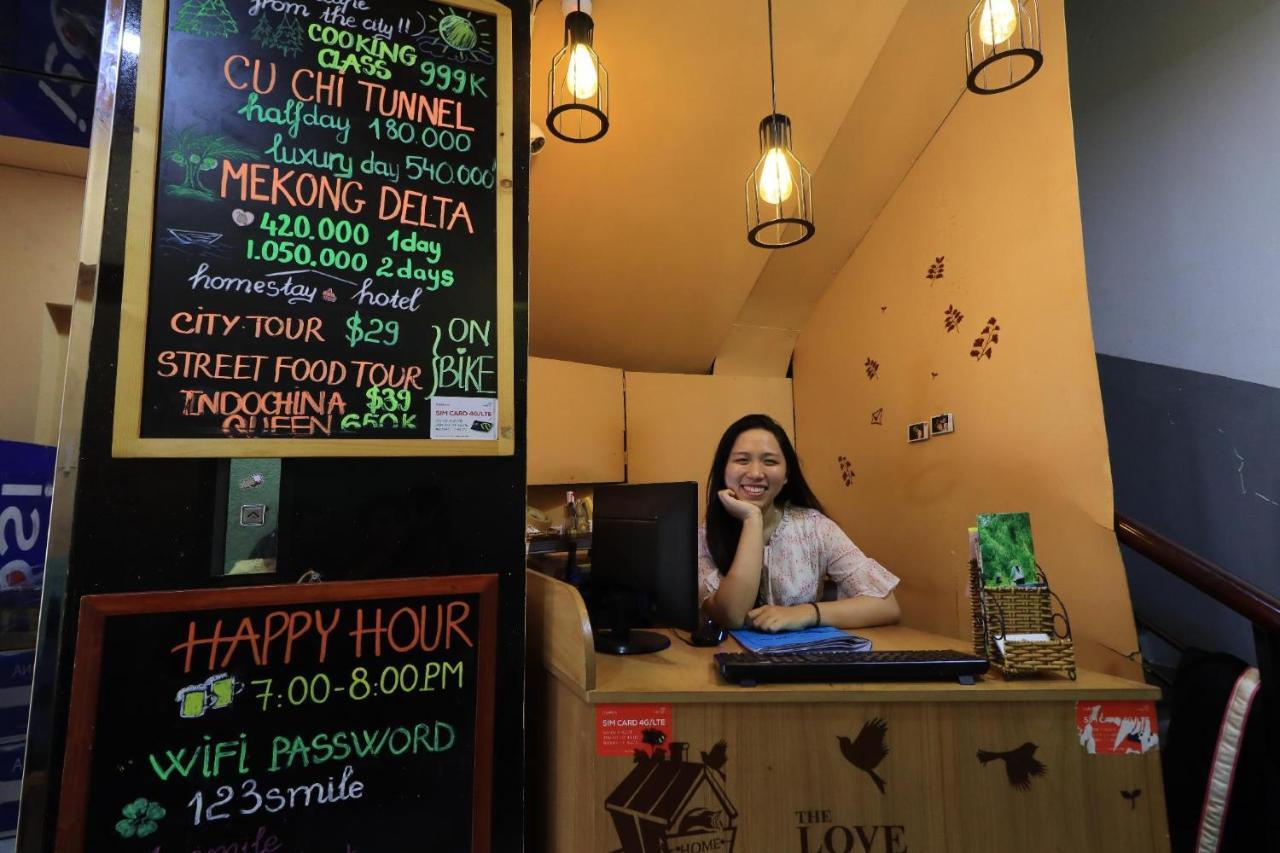The Art - Vitamin Smiles Hostel โฮจิมินห์ซิตี้ ภายนอก รูปภาพ